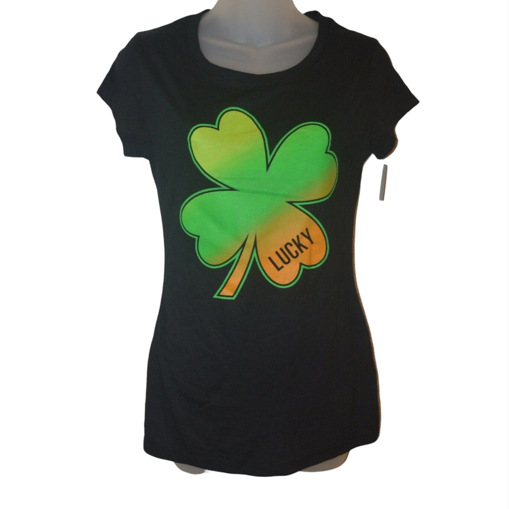 Wound Up Lucky 4-Leaf Clover 🍀 Tshirt